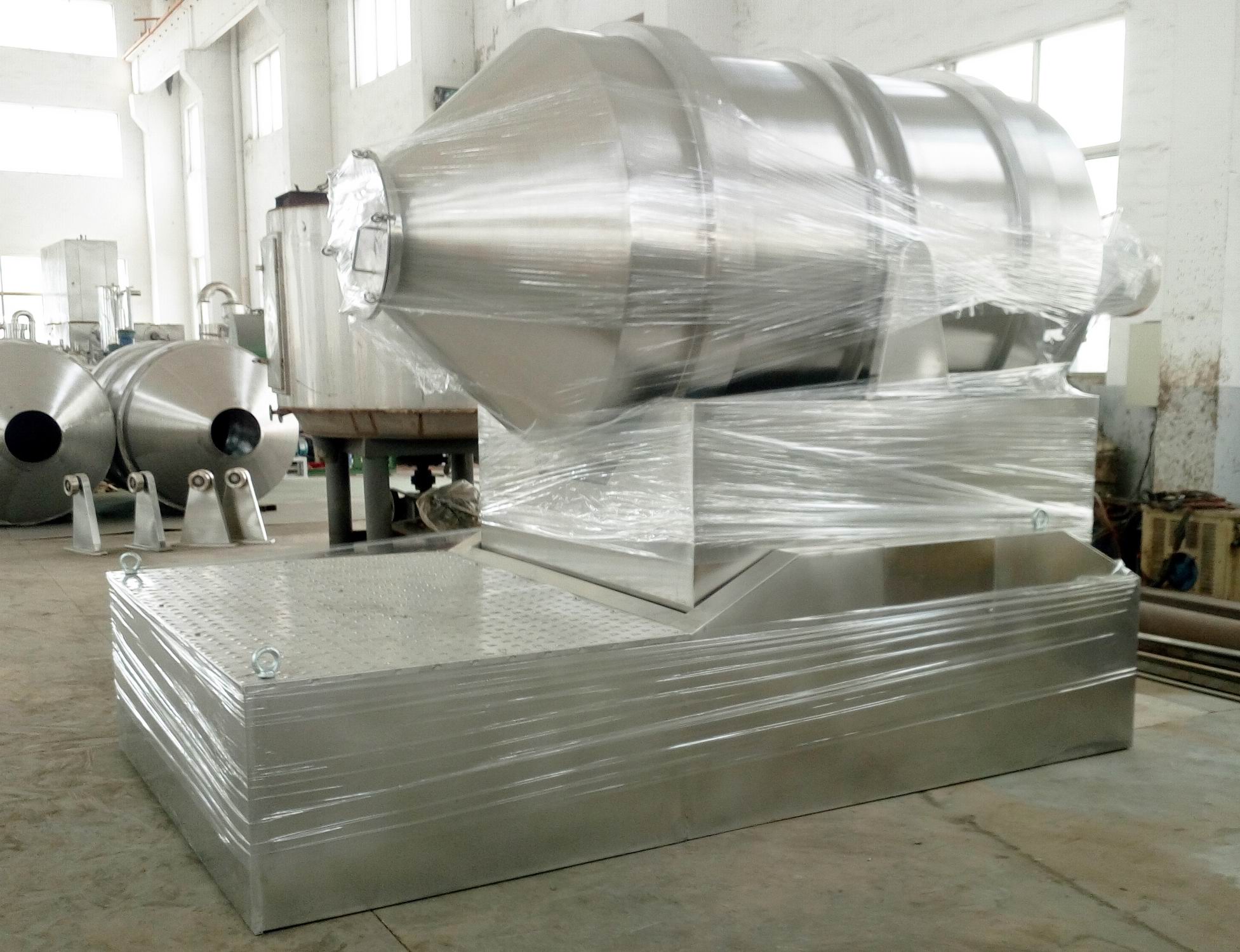 EYH系列二維運(yùn)動混合機(jī)